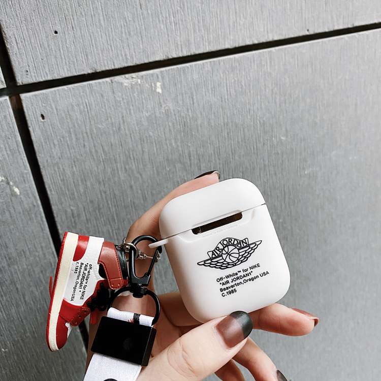 【廃盤】AirPodsproケース スニーカー風ミニチュア付きイヤホンケース AirPods ケース