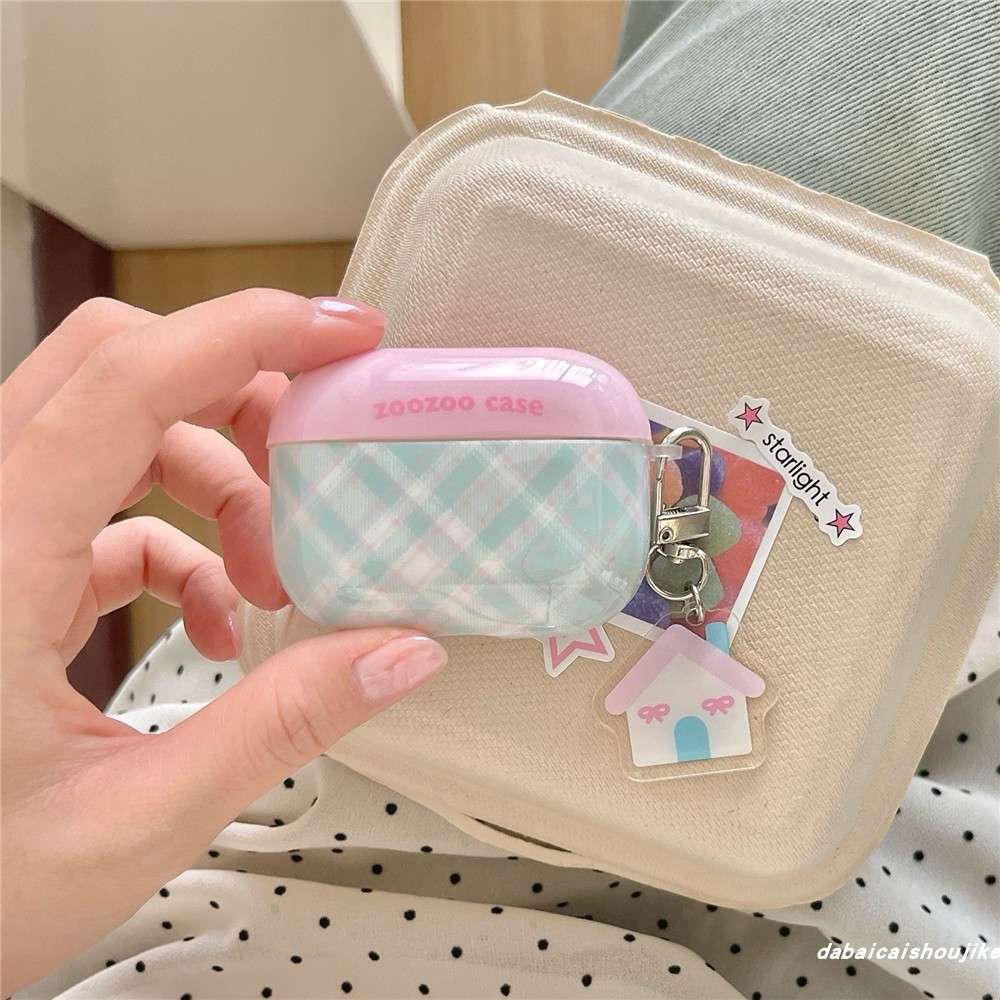 かわいいチェック柄AirPodsproケース