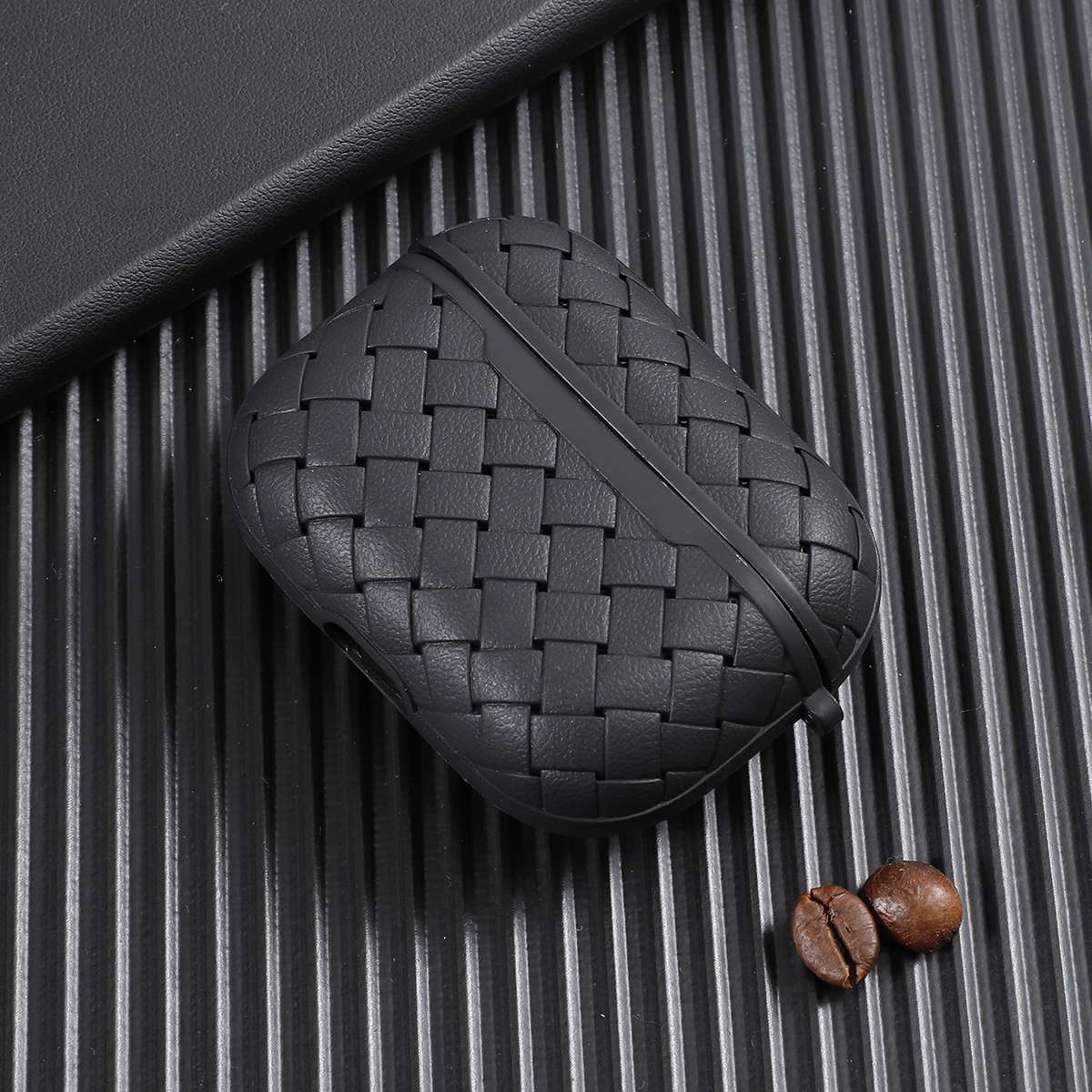 編み込み風AirPodsproケース