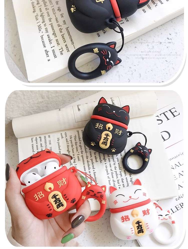 招き猫デザインのAirPodsproケース