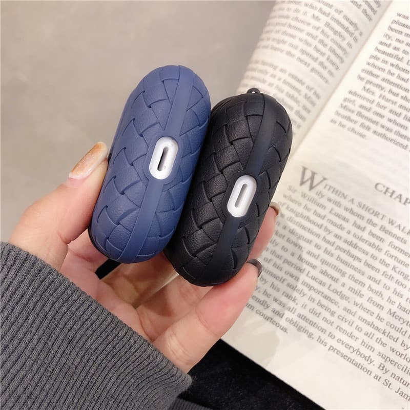 Airpodsケース 編み込み風高級感漂う保護カバー