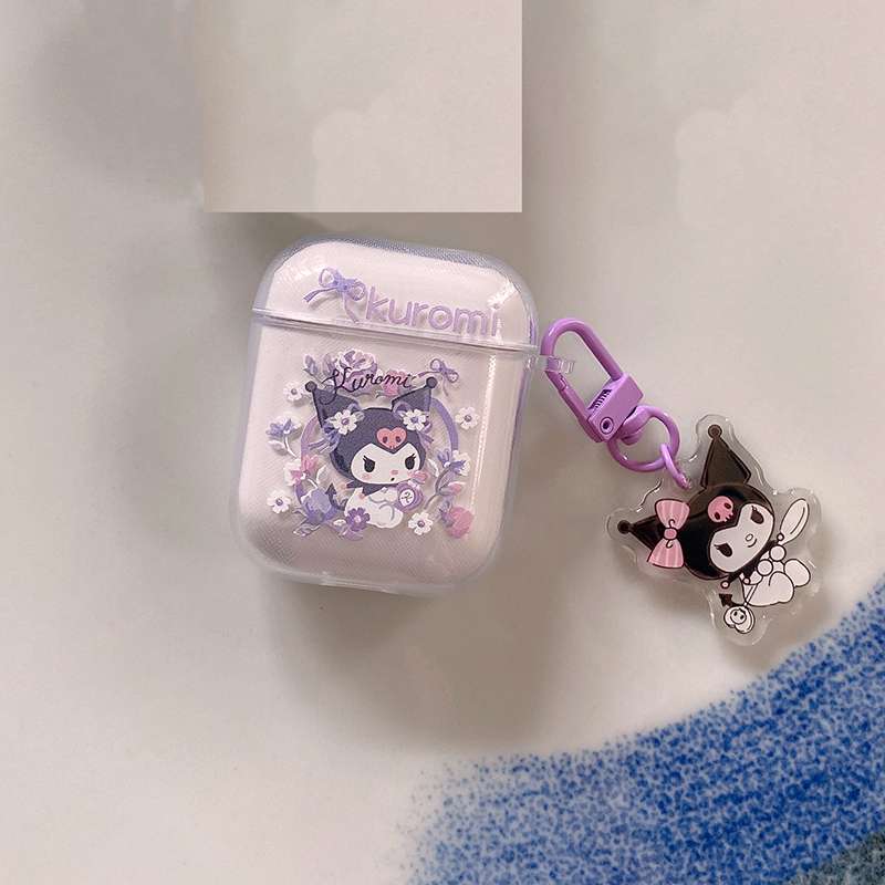 クロミのAirPodsproケースとチャーム
