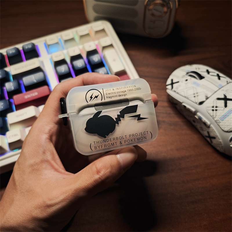 サンダーボルト ポケット モンスター AirPodsproケース