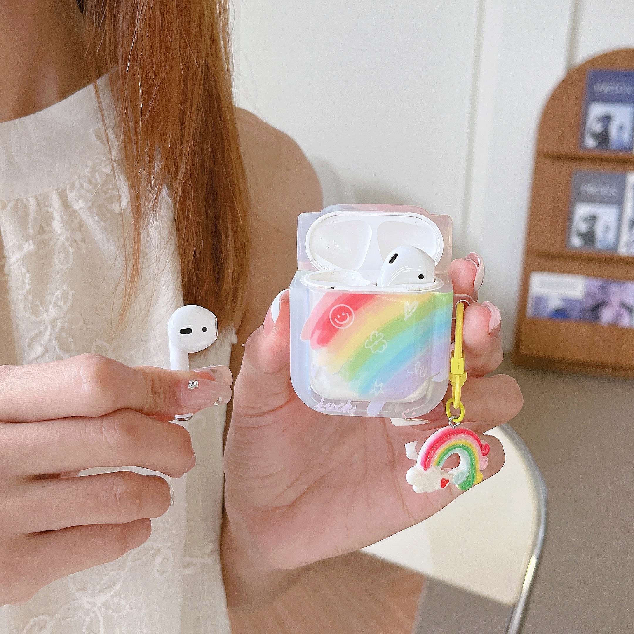 虹色スマイル柄AirPodsproケース