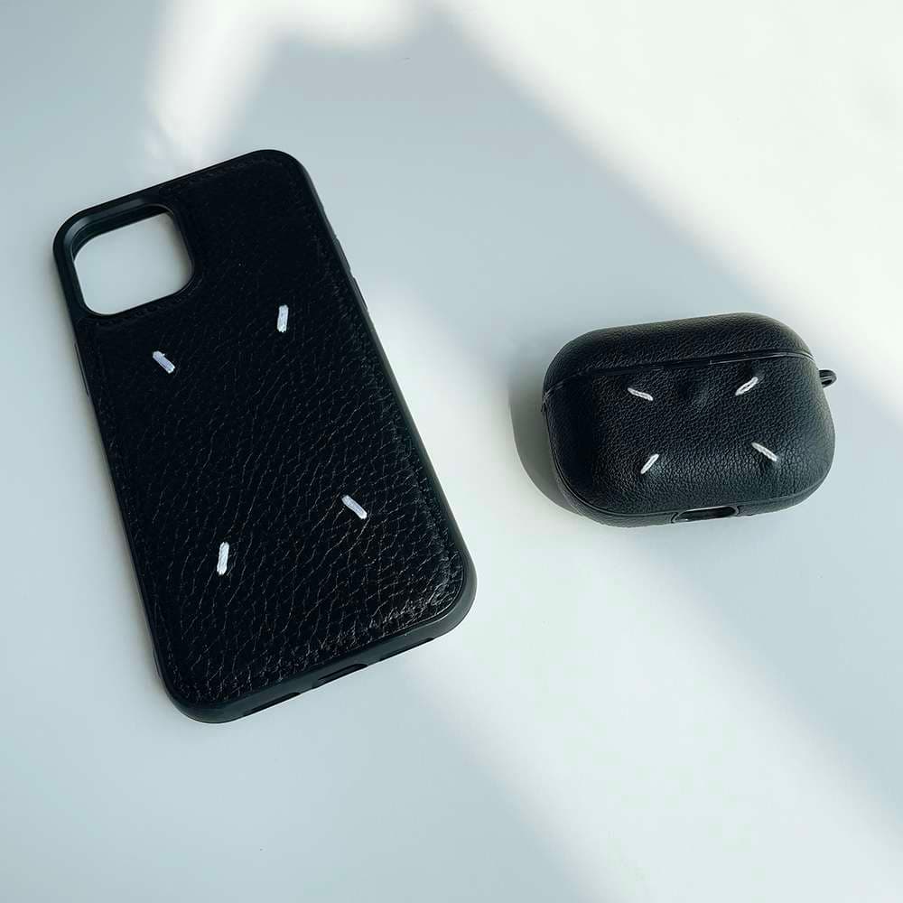 AirPodsproケース 高級感あふれる革製イヤホンケース
