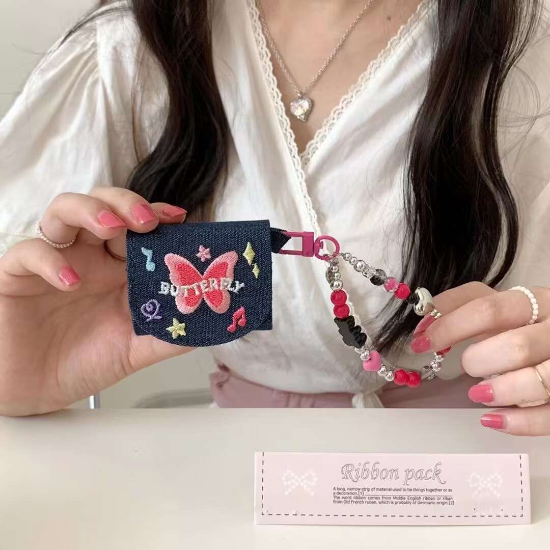 蝶々刺繍入りデニム風 AirPods/AirPodsproケース
