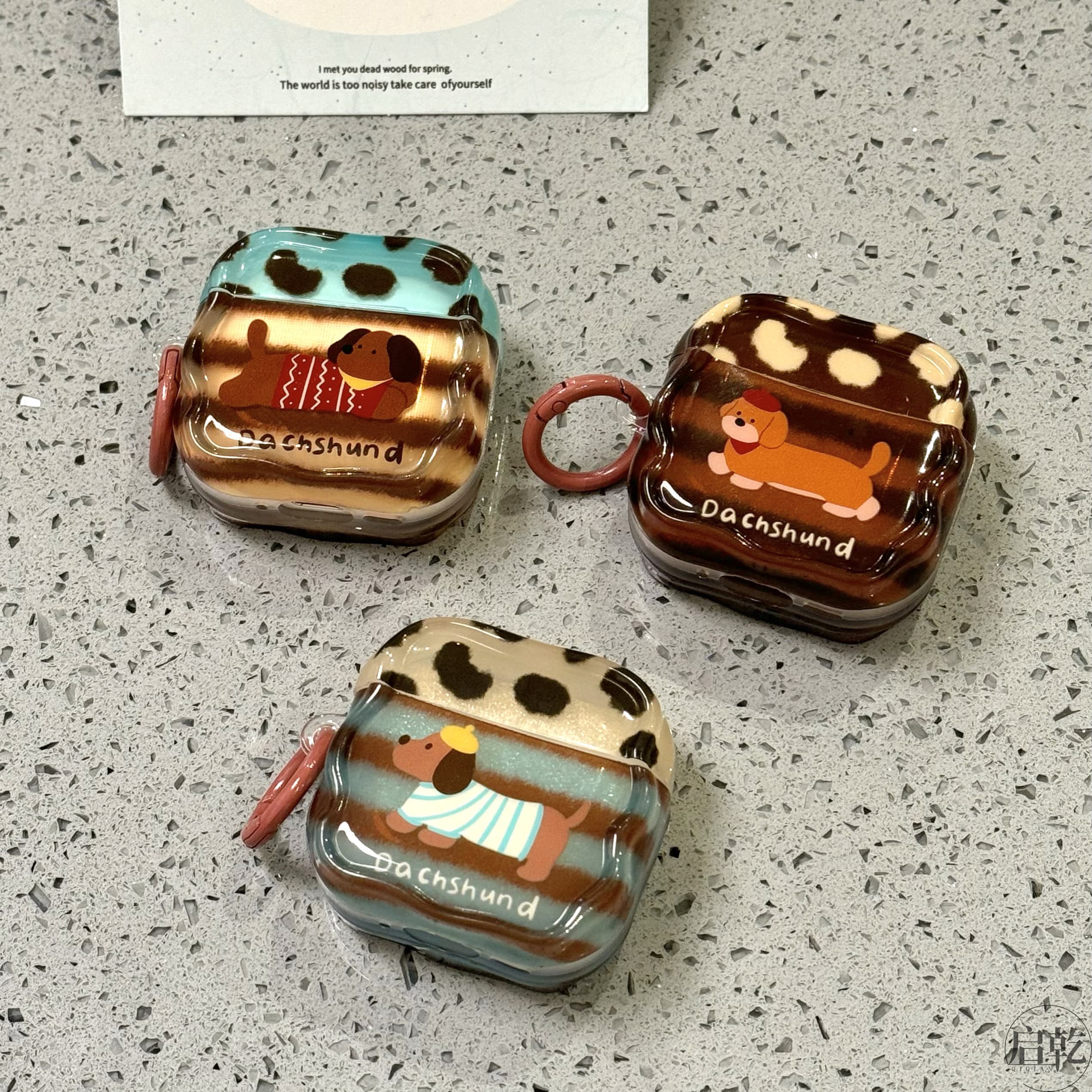 Airpodsケース かわいいダックスフンド柄イヤホンケース