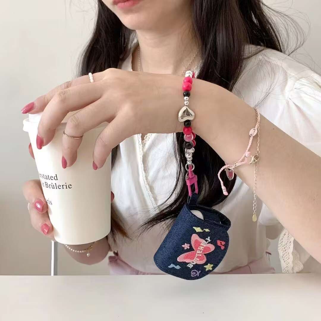 蝶々刺繍入りデニム風 AirPods/AirPodsproケース