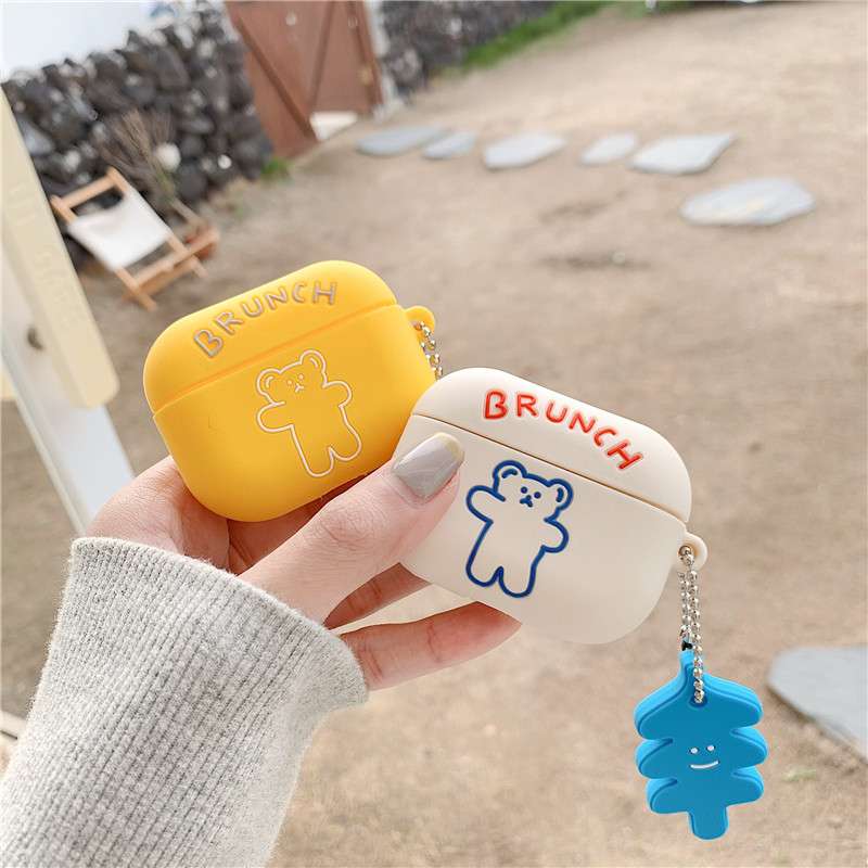 AirPodsproケース くまさんチャーム付きイヤホンケース