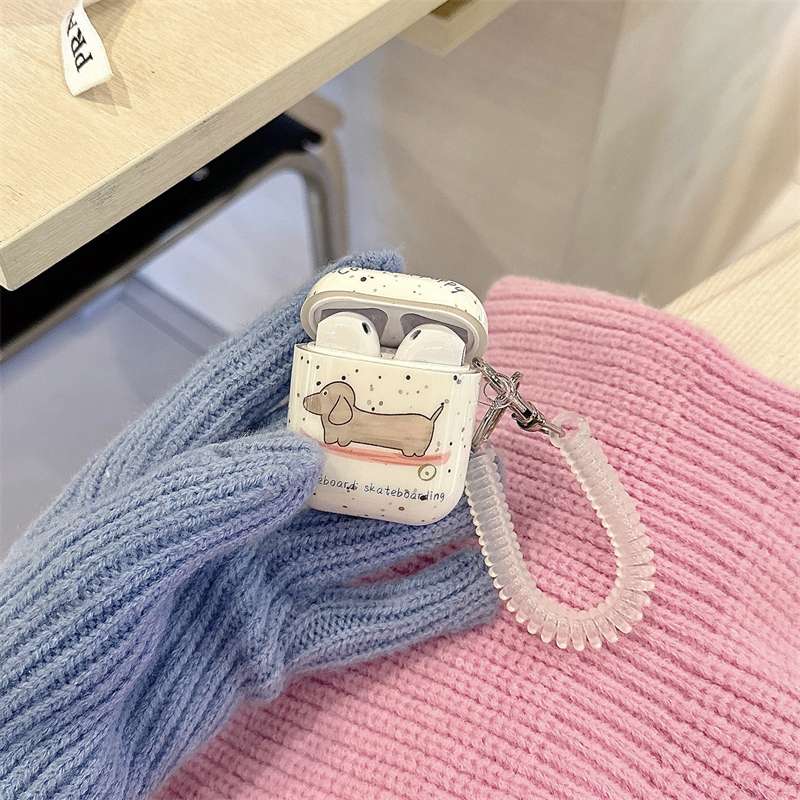 長細いわんこのAirPodsproケース