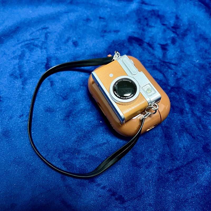 【廃盤】レトロカメラ型AirPodsケース AirPods