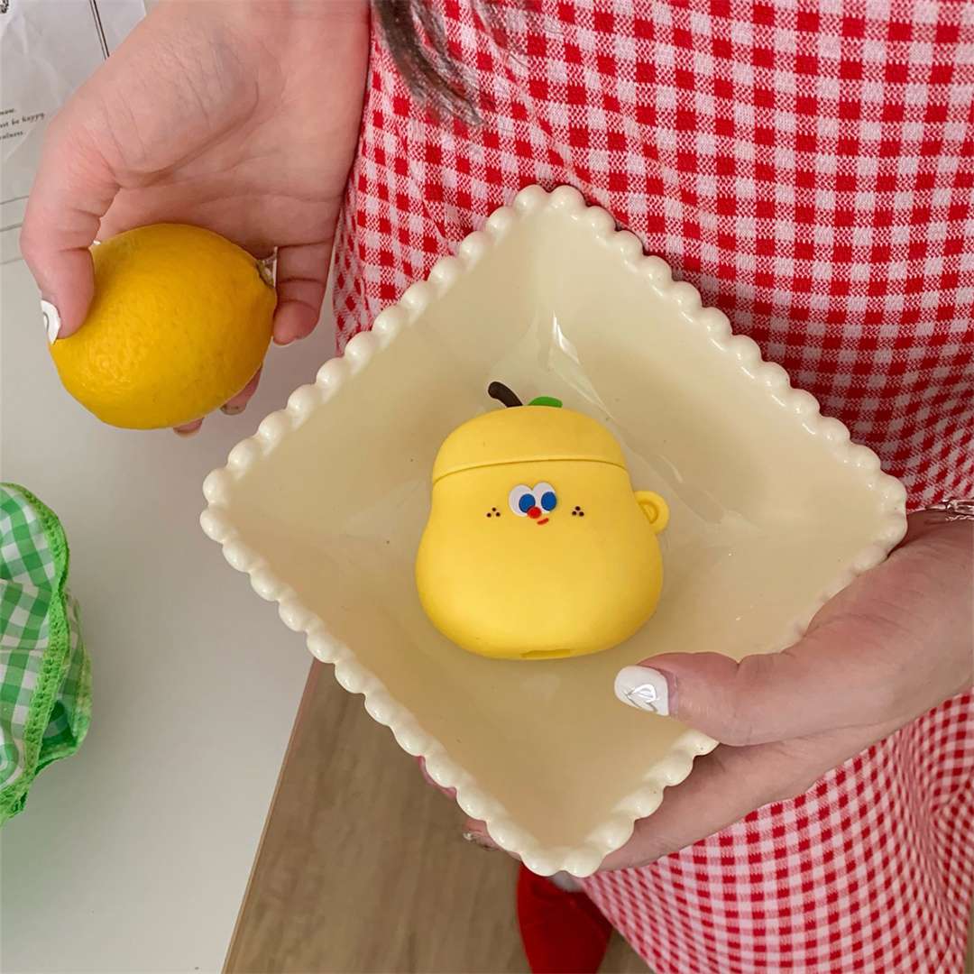 【廃盤】AirPodsproケース 果物モチーフのかわいい耳飾りケース
