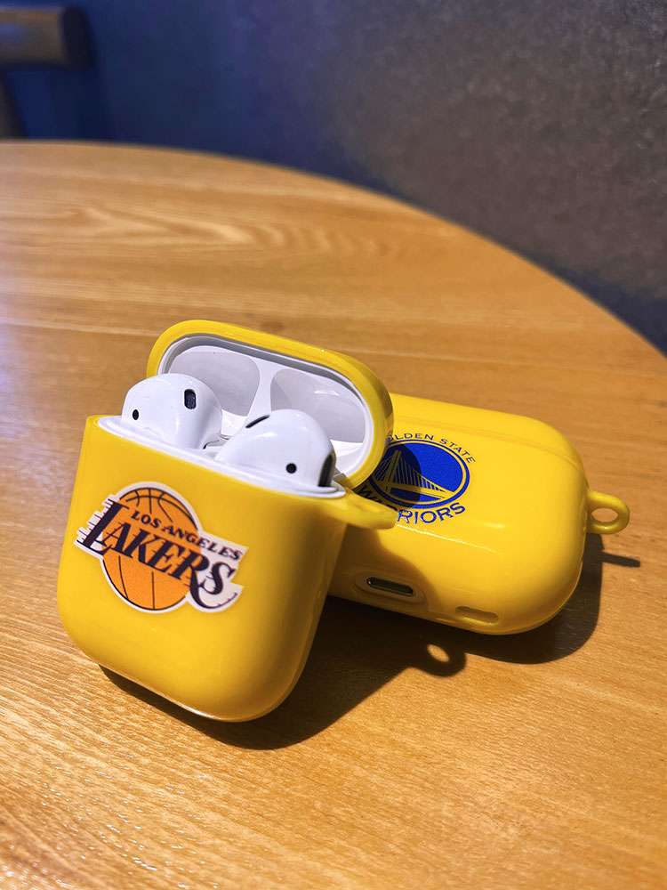 【廃盤】AirPodsproケース NBAチームロゴ入りイヤホンケース