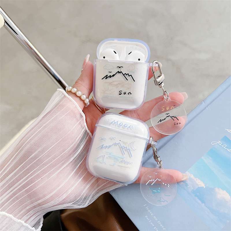 AirPodsproケース 山と空のイラスト入りイヤホンケース