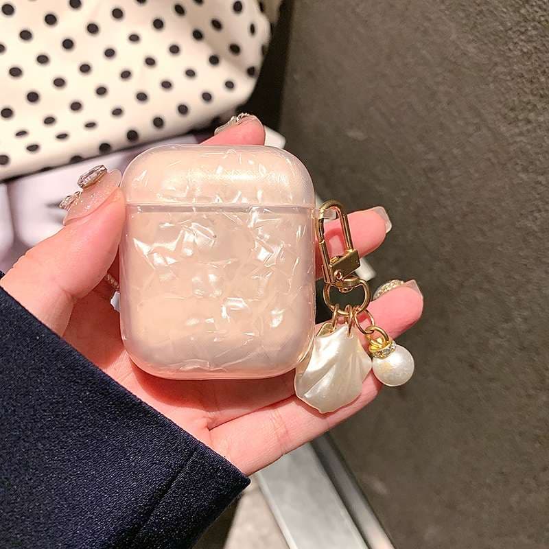 真珠風チャーム付き大理石模様AirPodsproケース