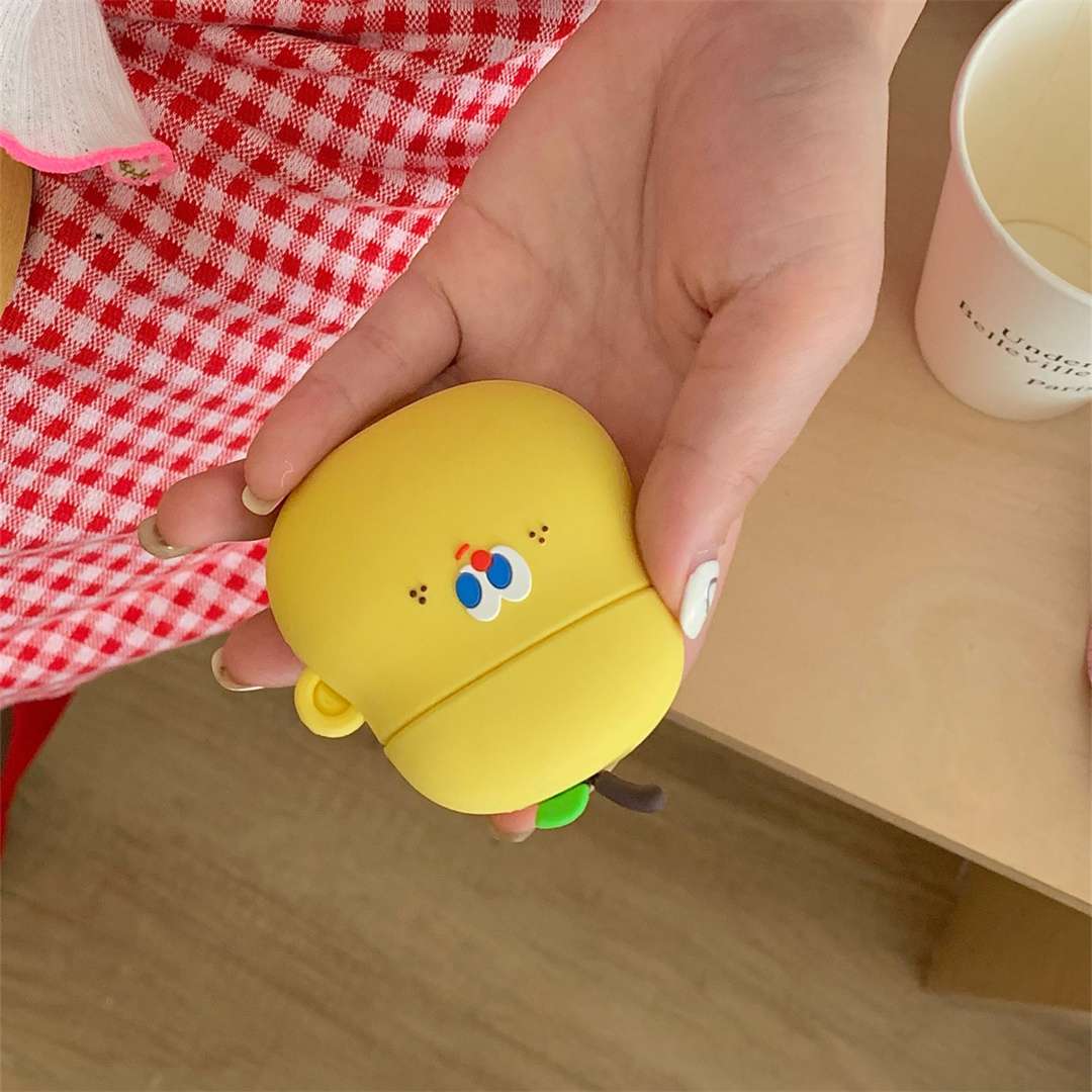 【廃盤】AirPodsproケース 果物モチーフのかわいい耳飾りケース