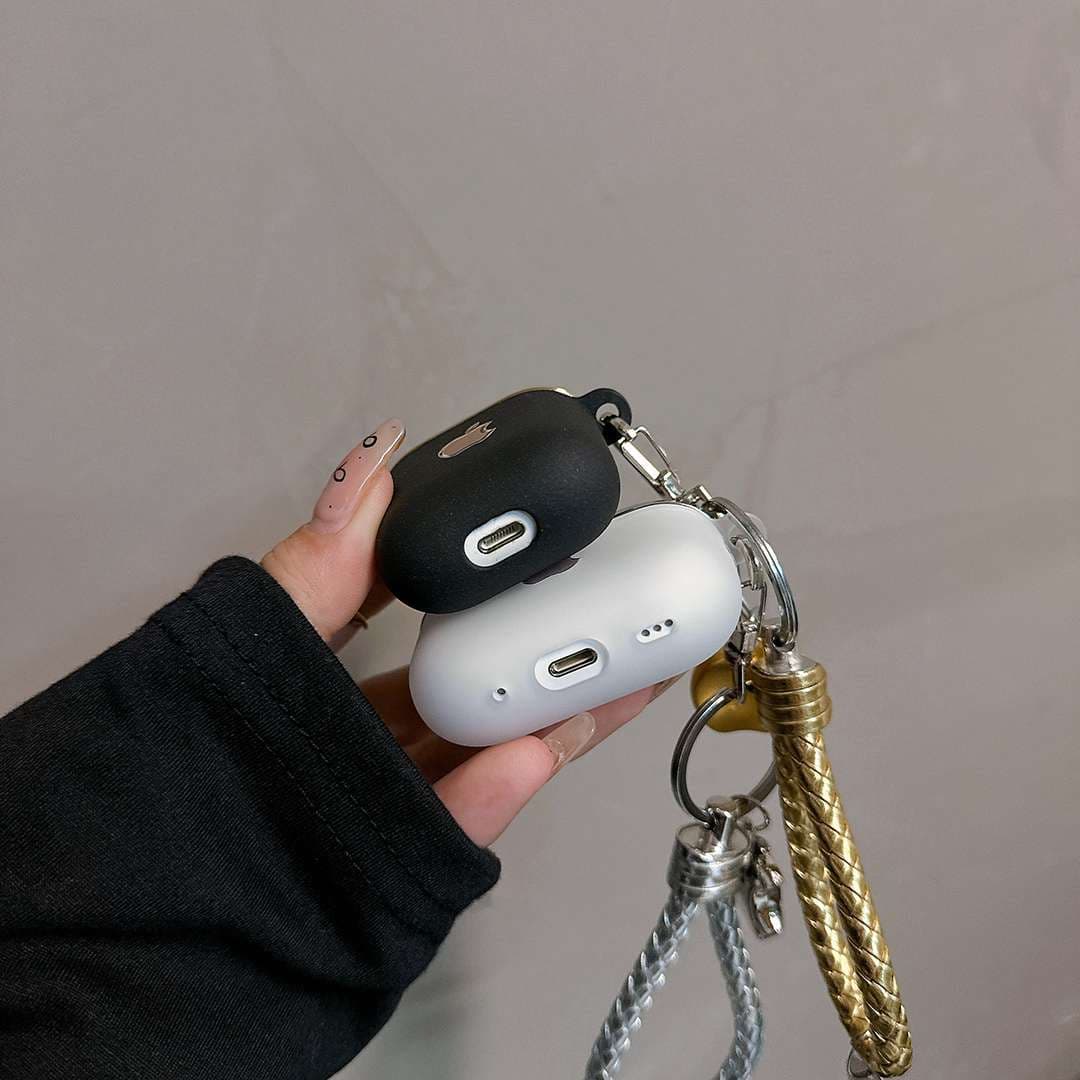 AirPodsproケース AirPods ケース 高級革調キーホルダー付き