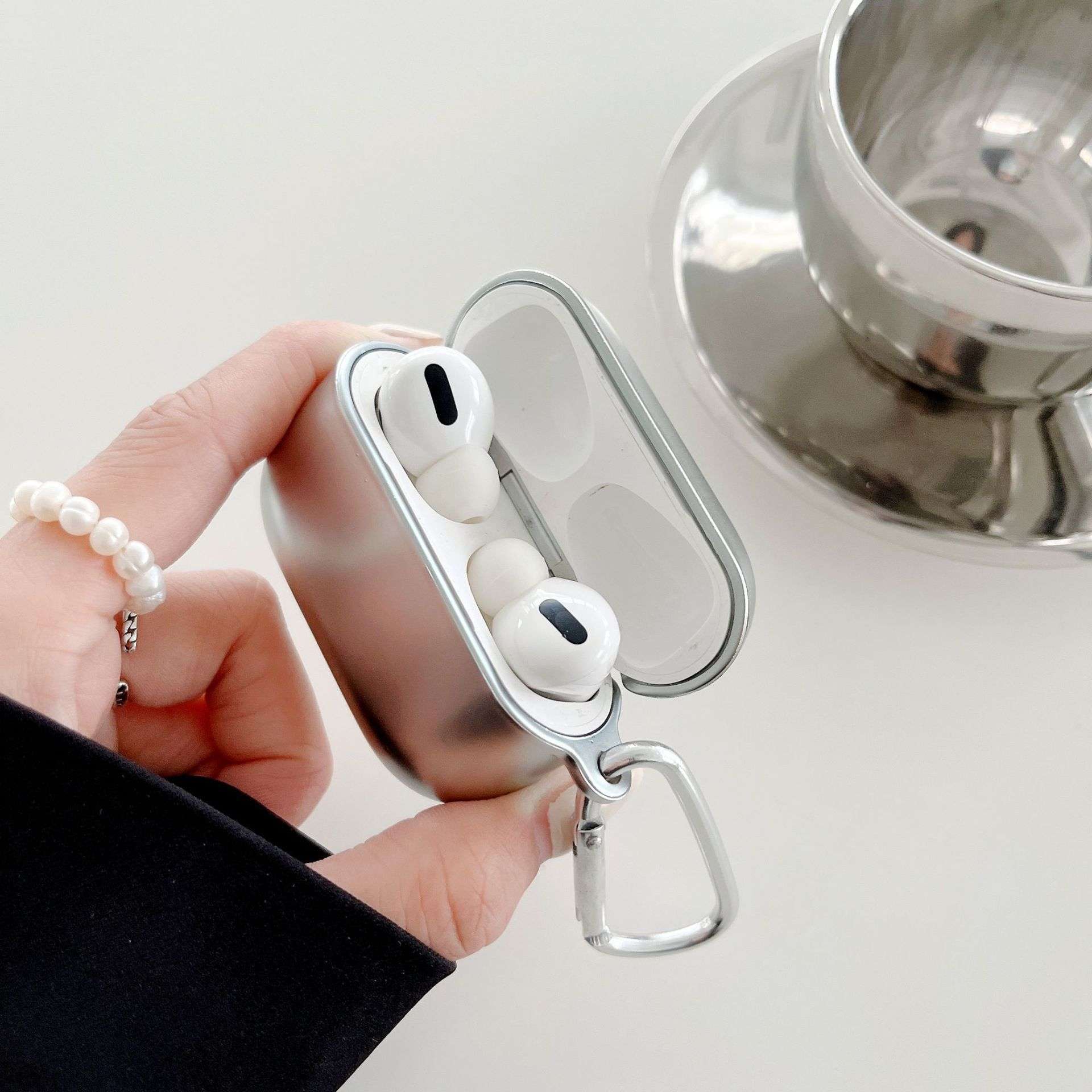 【廃盤】AirPods メッキ風 AirPods 保護ケース AirPodsケース